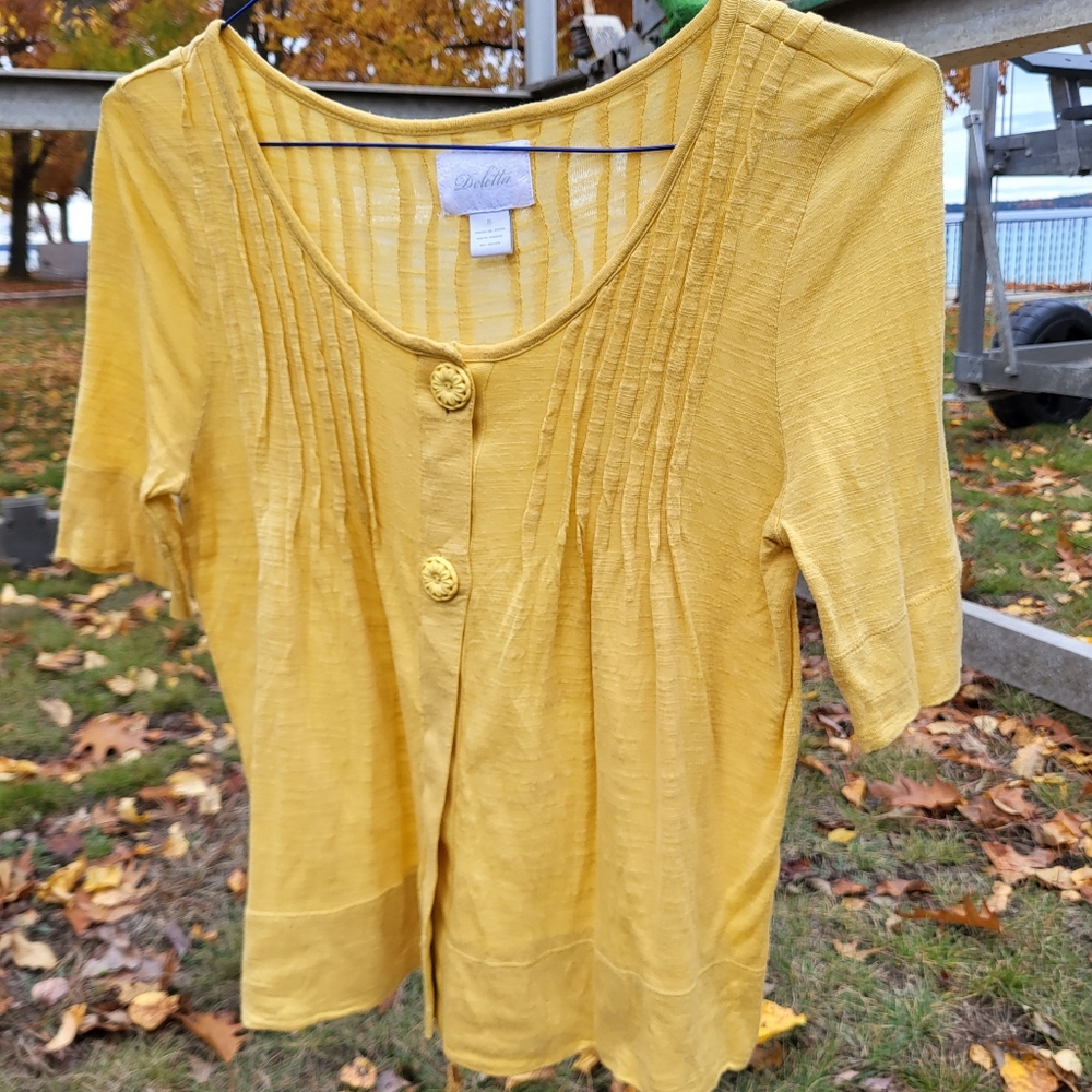 Deletta Yellow Short Sleeve Top